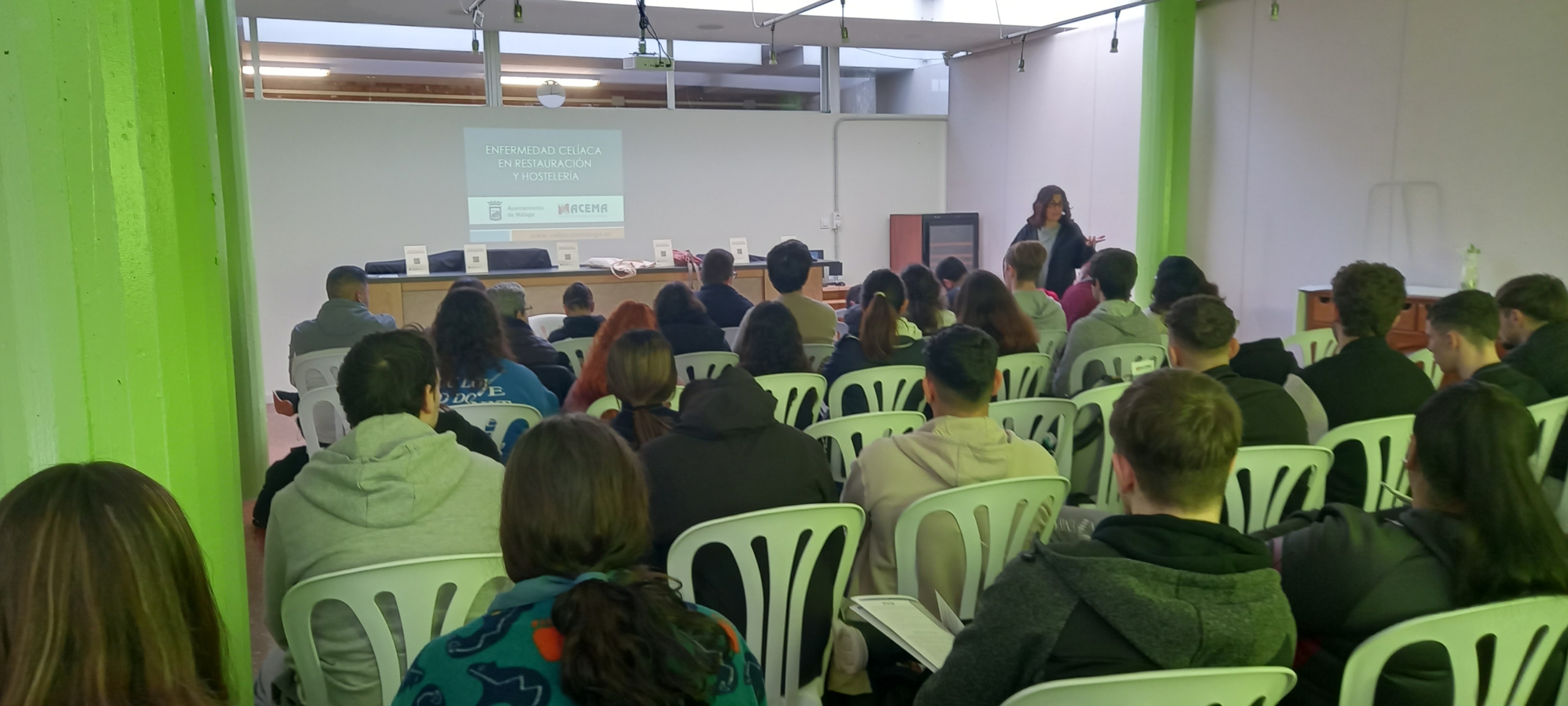 IES UNIV. LABORAL